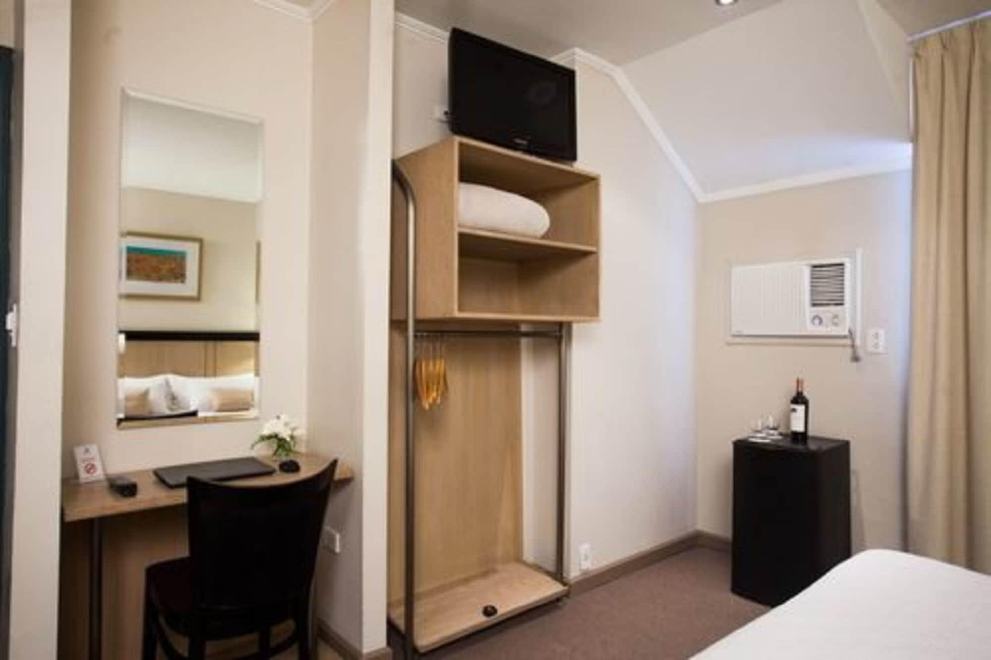 Argentino Hotel ميندوزا المظهر الخارجي الصورة